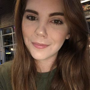 Meet your Posher, Ariana